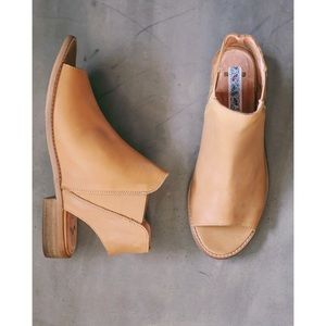 casual low heel summer sandals